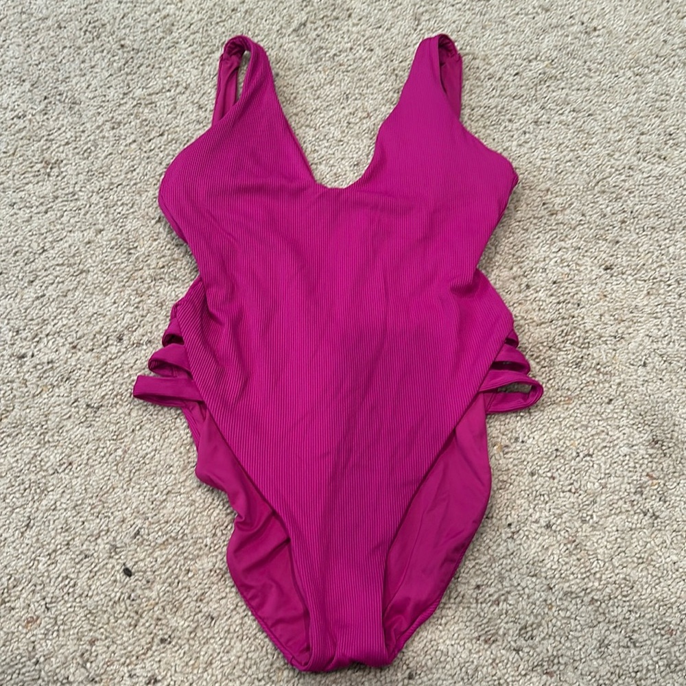 Becca one piece swimsuit